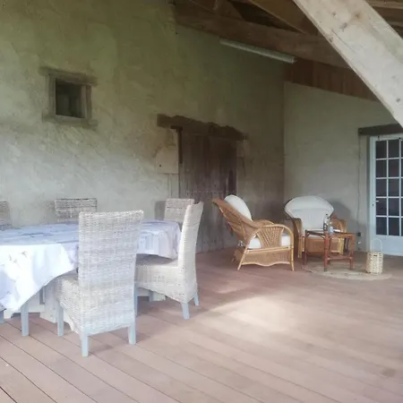 De La Haute Roche Charroux (Vienne)