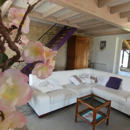 De La Haute Roche Tatil Evi *